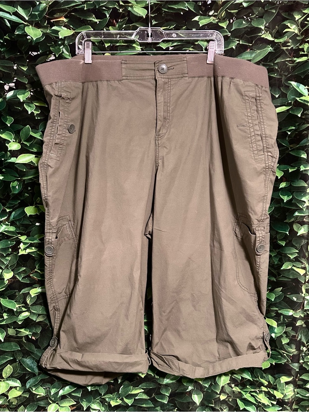 Lane Bryant Roll Leg Cargo Capris Pockets Khaki Green Womens Plus 28
